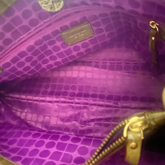 Kate Spade Knightsbridge Elena Olive Croc-Embossed Shoulder Patent Leather Bag - Picture 9 of 12